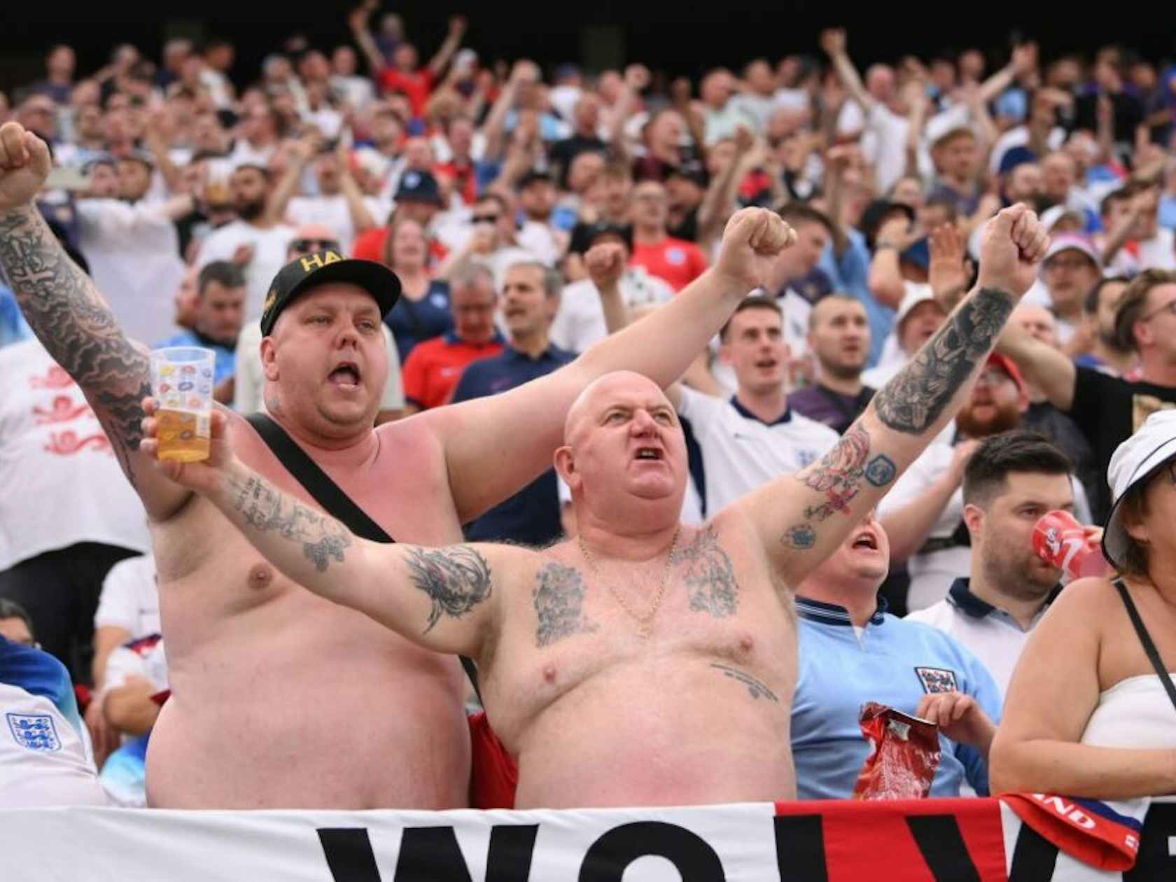 https://oneftbl-cms.imgix.net/https%3A%2F%2Fwp-images.onefootball.com%2Fwp-content%2Fuploads%2Fsites%2F10%2F2024%2F06%2FDenmark-v-England-Group-C-UEFA-EURO-2024-1718968722-1000x648.jpg?auto=format%2Ccompress&crop=faces&dpr=2&fit=crop&h=630&q=25&w=840&s=12c7ac3e66a0af5131ae6df044c5d1ad